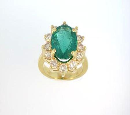 18k Yellow Gold Emerald and Diamond Ring   07-00025